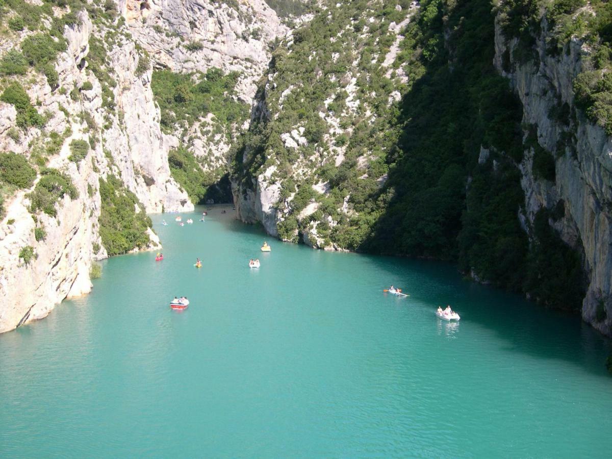 La Mansardiere Villecroze Bagian luar foto